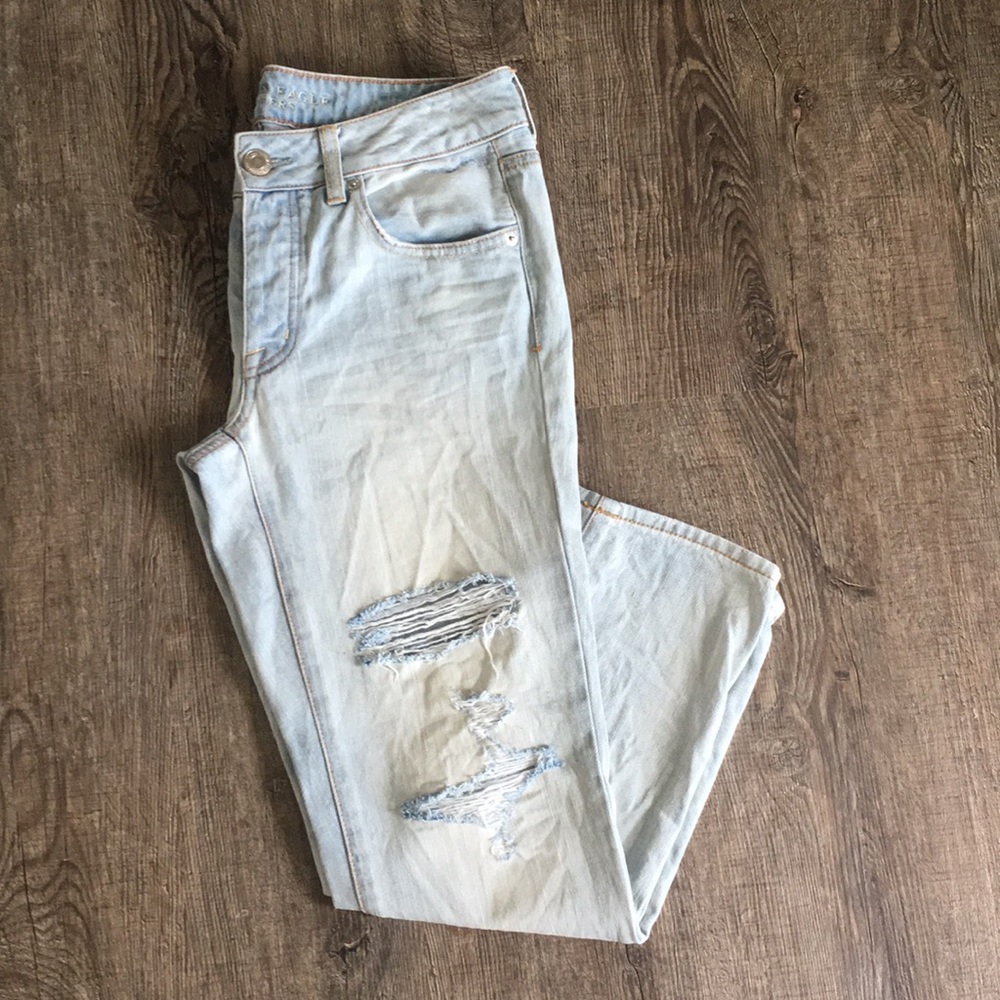 American Eagle High-rise Tomgirl Jean